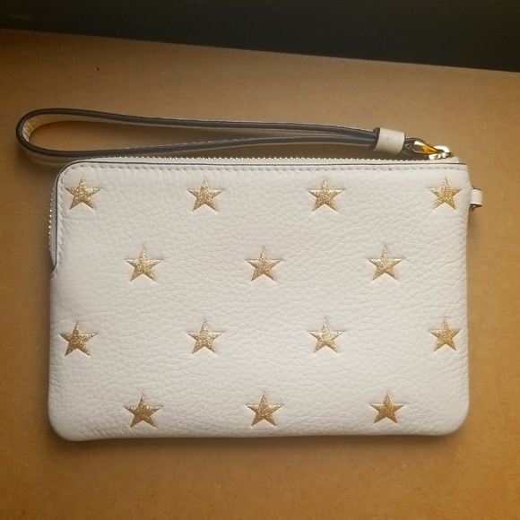 Corner Zip Wristlet With Star Print